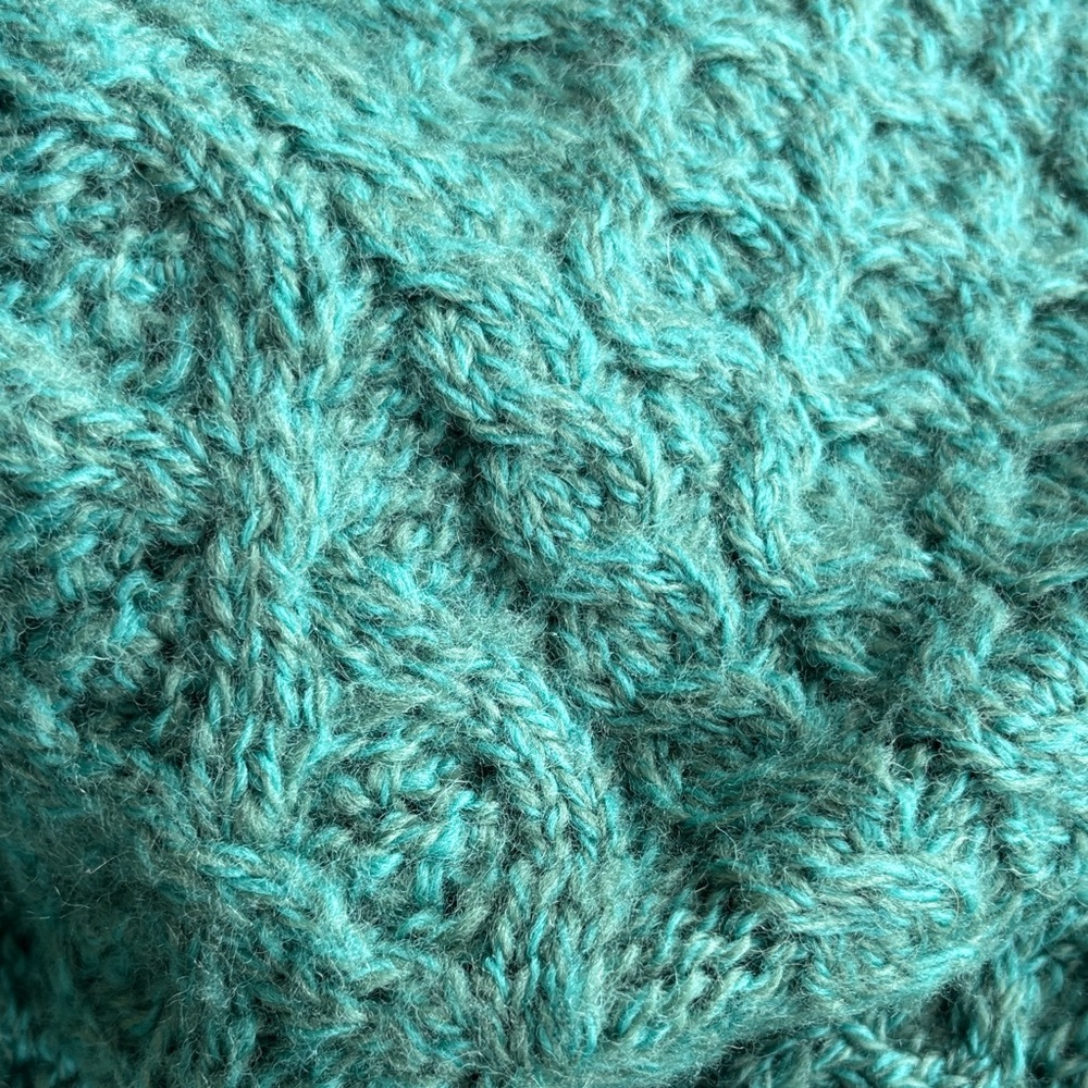 Turquoise Cable Knit Wrap 100% Virgin Wool - image 3
